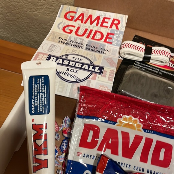 New Baseball Box - Picture 4 of 6